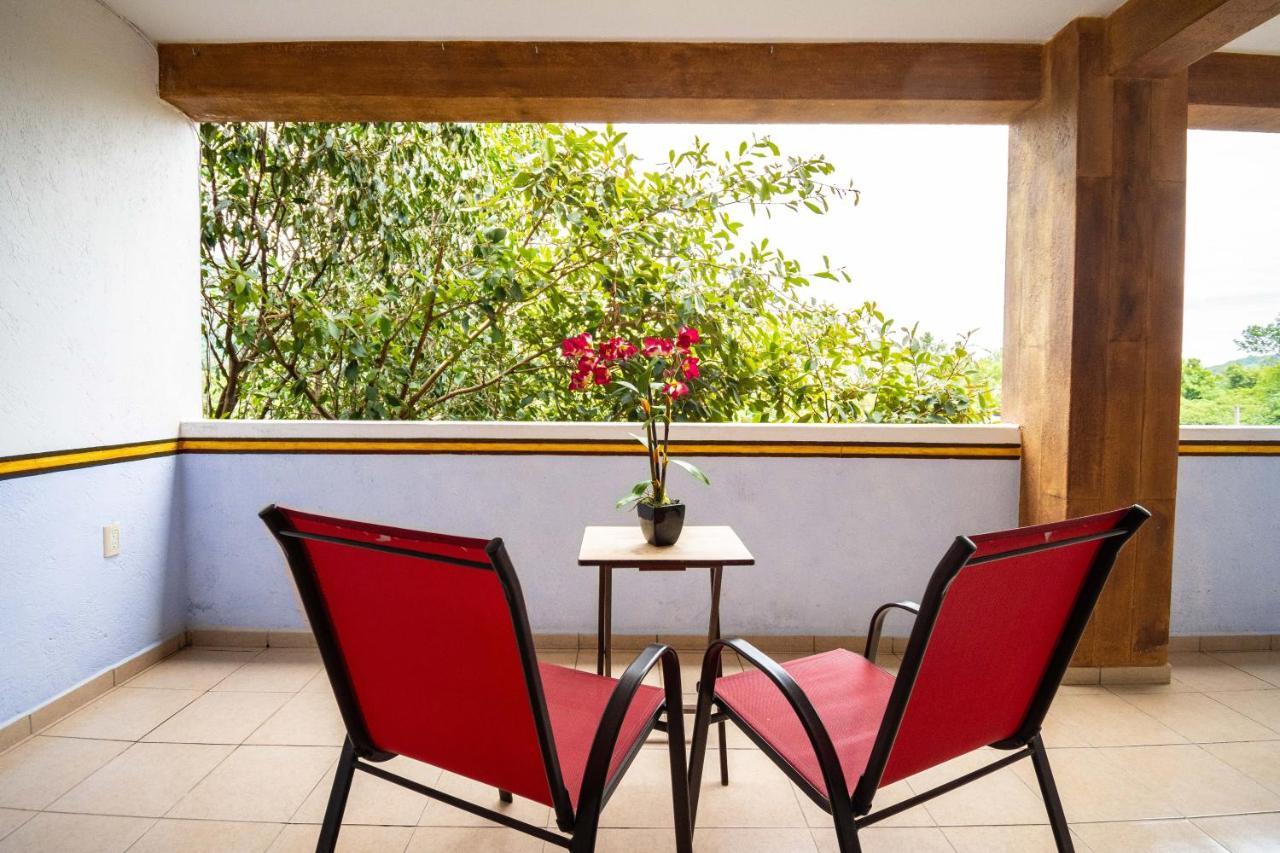 La Piramide Del Tepozteco Hotell Tepoztlán Exteriör bild