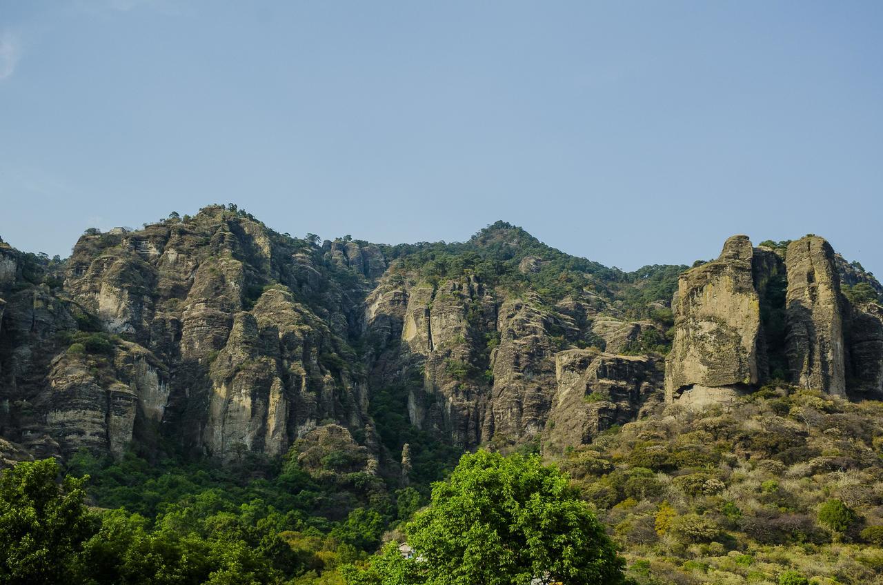 La Piramide Del Tepozteco Hotell Tepoztlán Exteriör bild